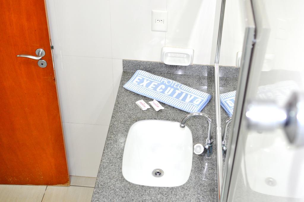 Hotel Executivo Araguaína Habitación foto